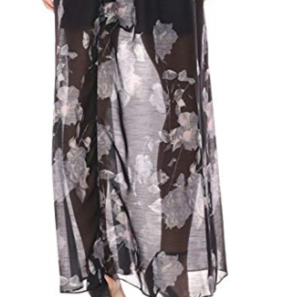 BCBGeneration Women's Floral V-Neck Maxi Dress - Picture 4 of 4